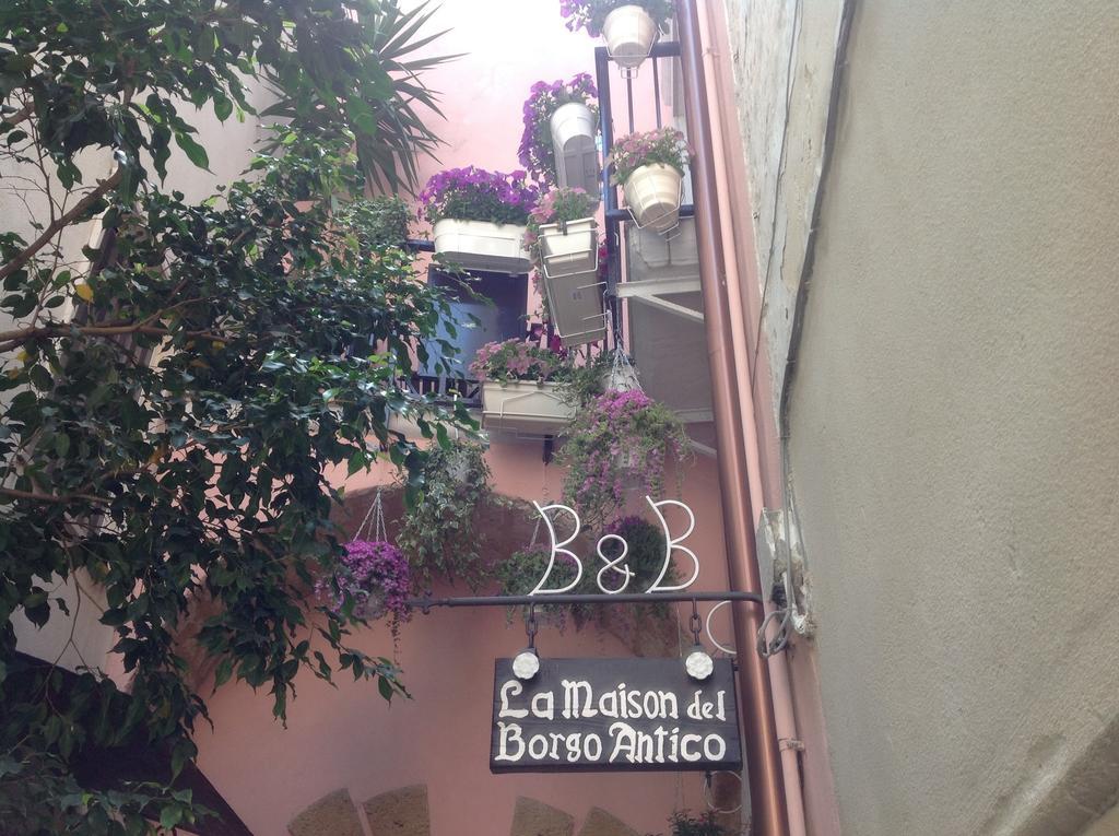 B&B La Maison Del Borgo Antico Bari Eksteriør bilde